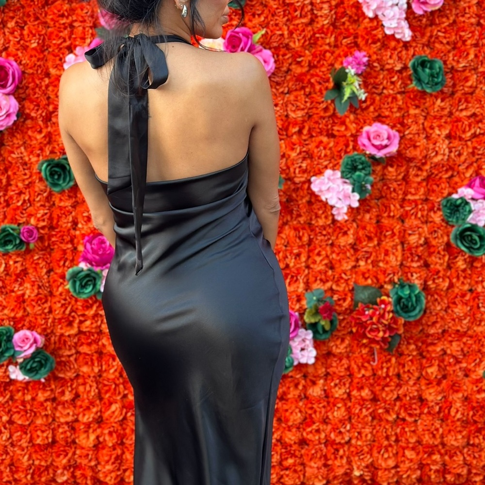 Elegant Black Evening Gown